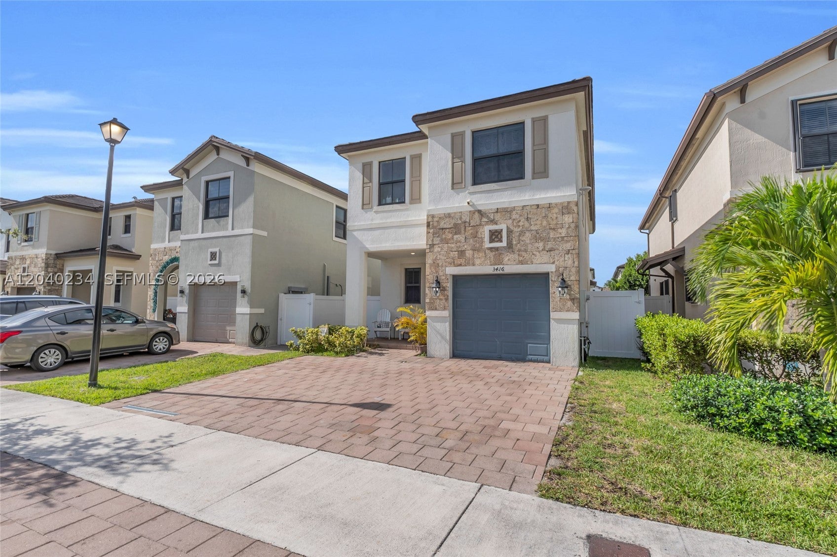 3416 W 109th Pl
