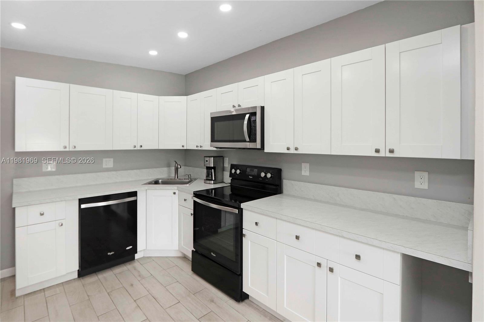 WOODSTOCK TOWNHOMES SEC 1 - Residential