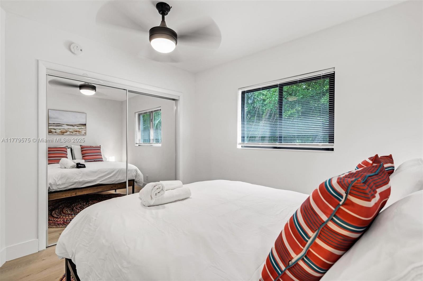 LAUDERDALE - Residential Lease