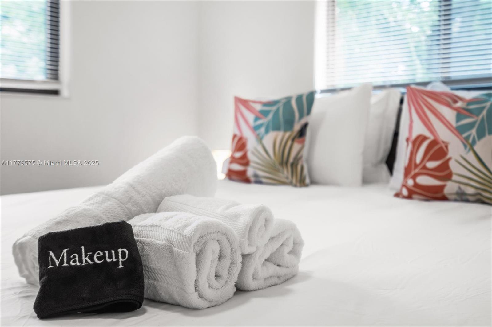 LAUDERDALE - Residential Lease