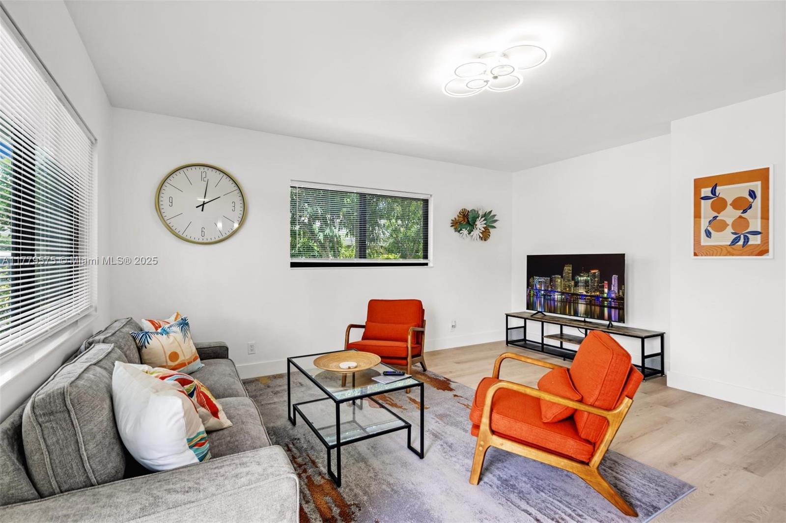 LAUDERDALE - Residential Lease