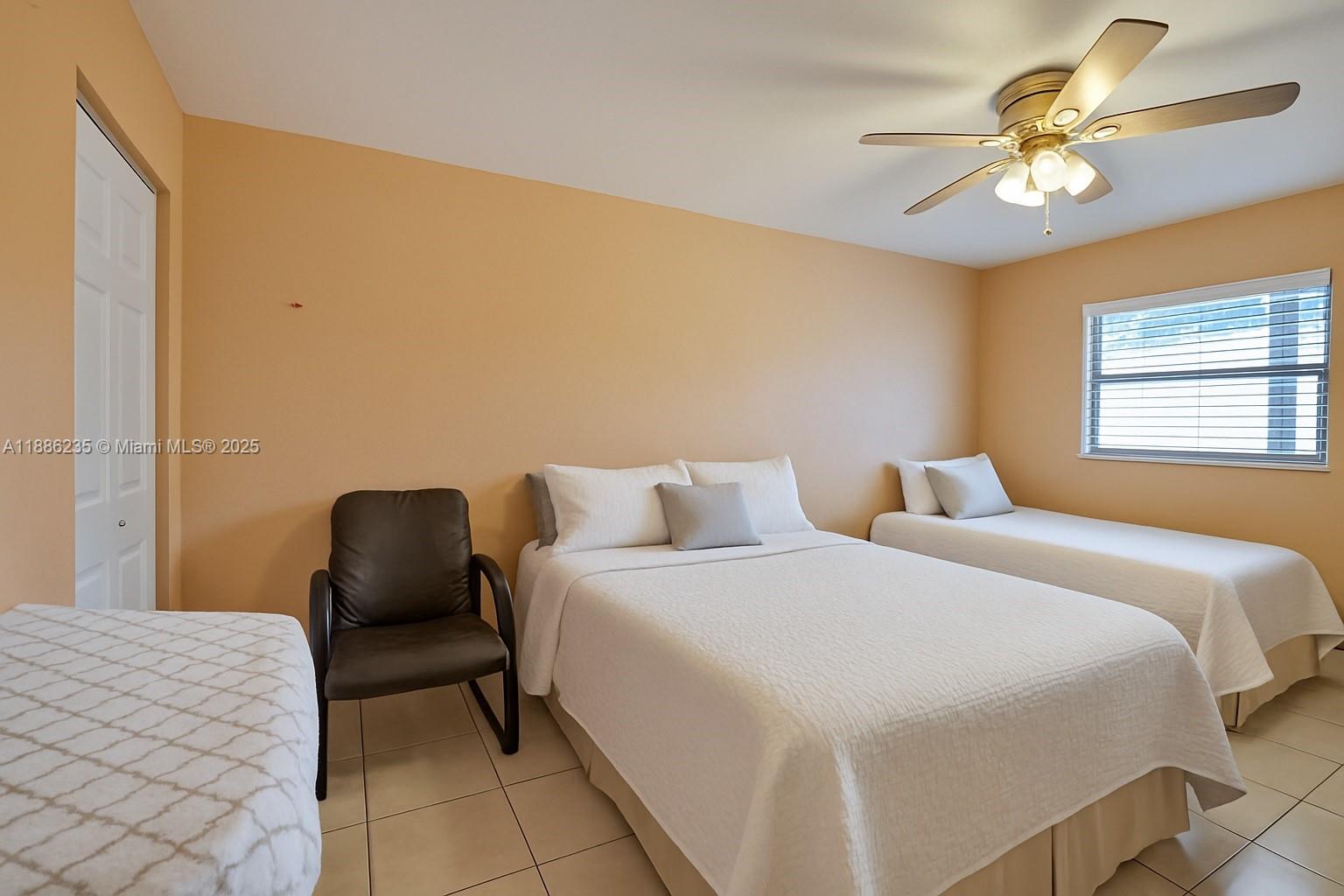 VALENCIA VILLAGE CONDO PH - Residential