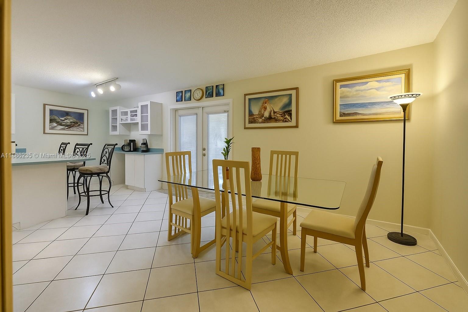 VALENCIA VILLAGE CONDO PH - Residential