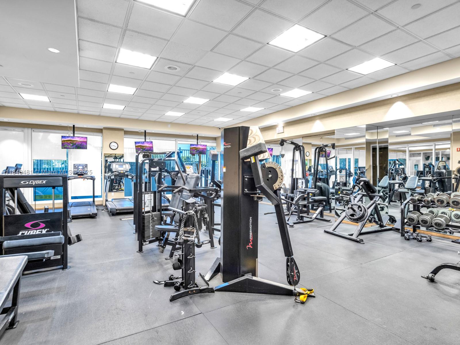 SOLIMAR CONDO - Residential