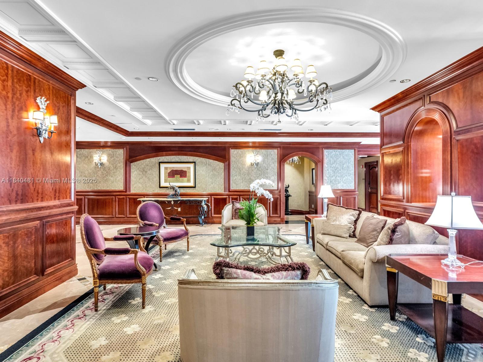 SOLIMAR CONDO - Residential