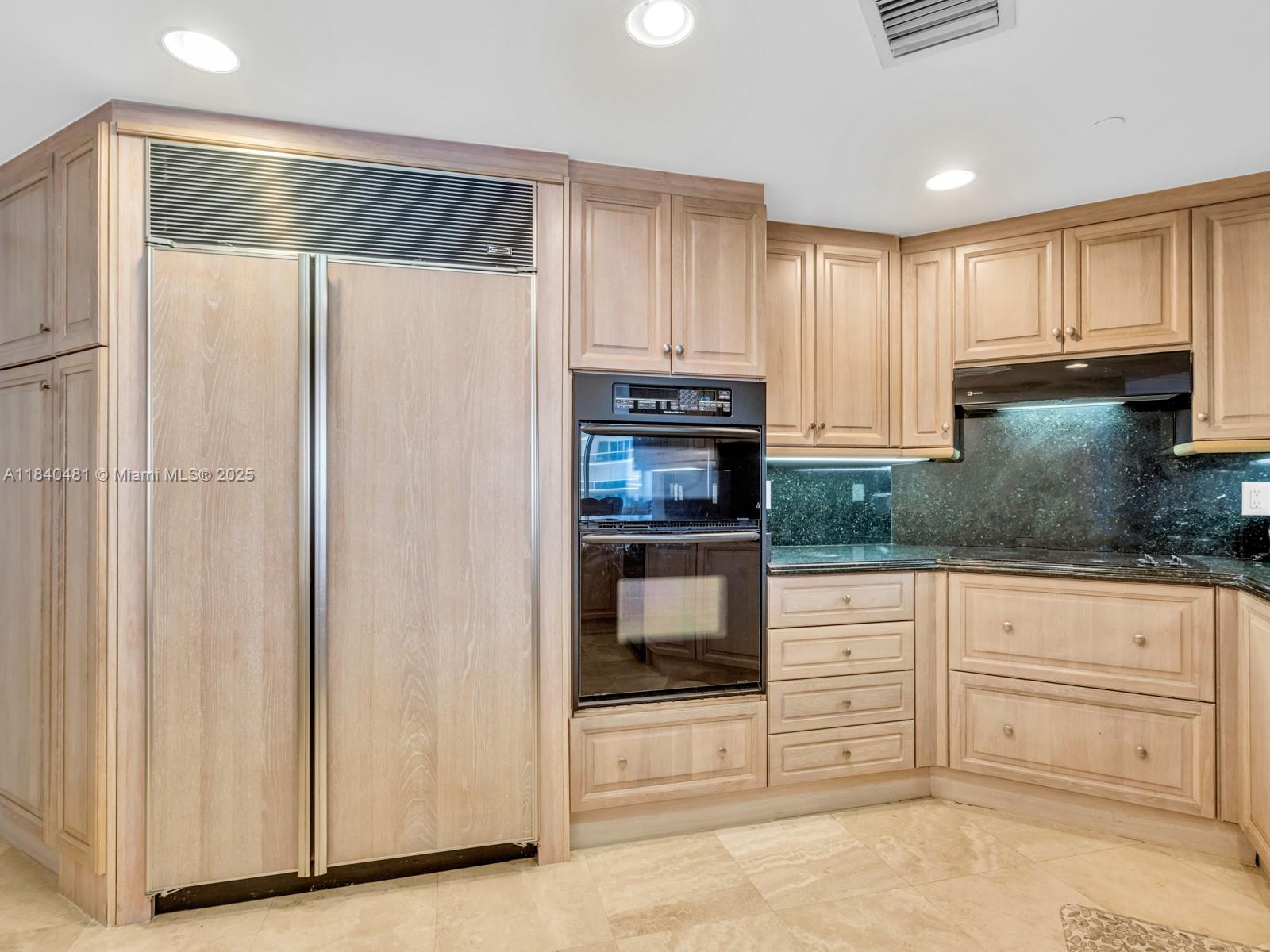 SOLIMAR CONDO - Residential