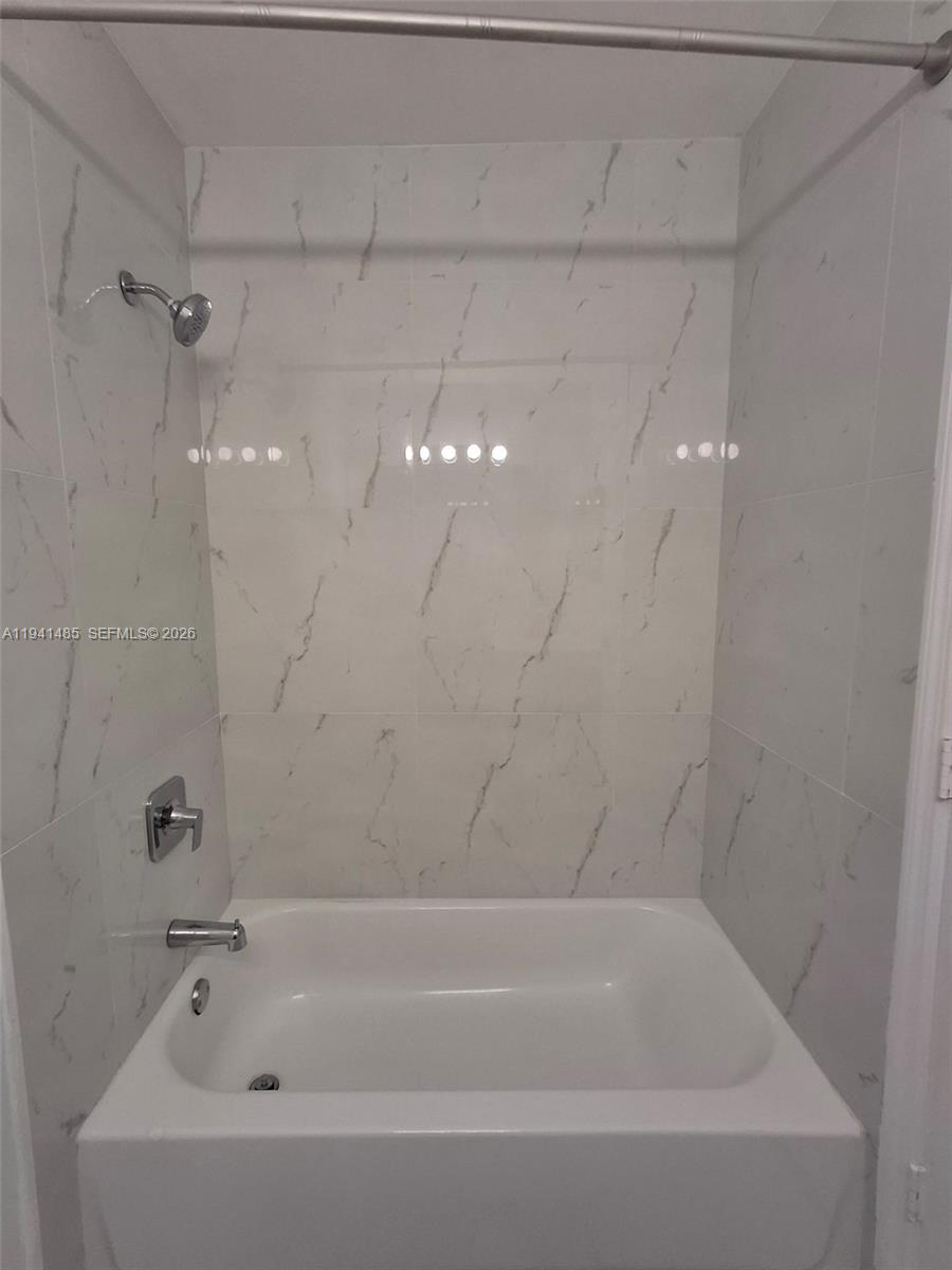 BONITA VILLAS CONDO - Residential Lease