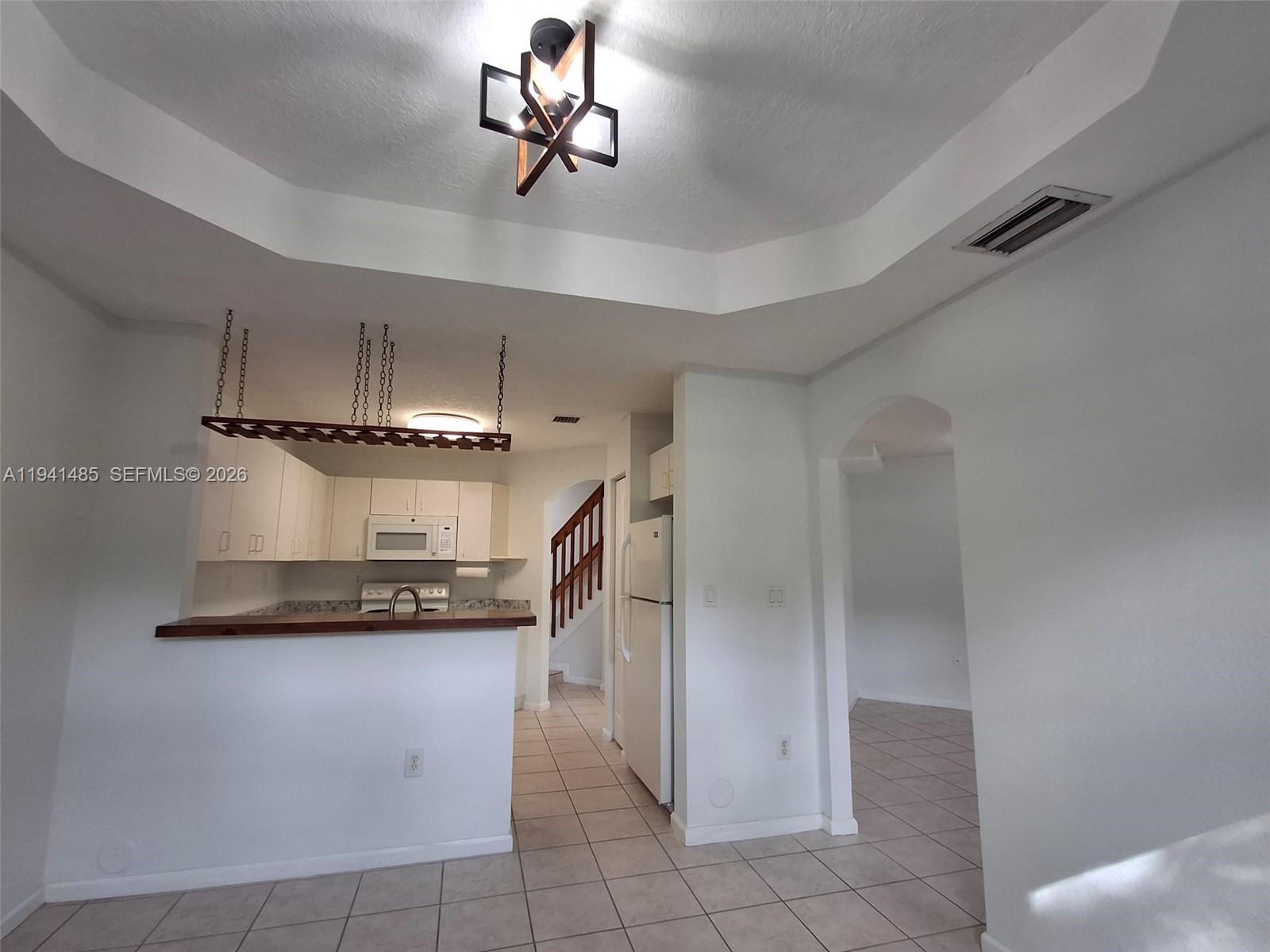 BONITA VILLAS CONDO - Residential Lease