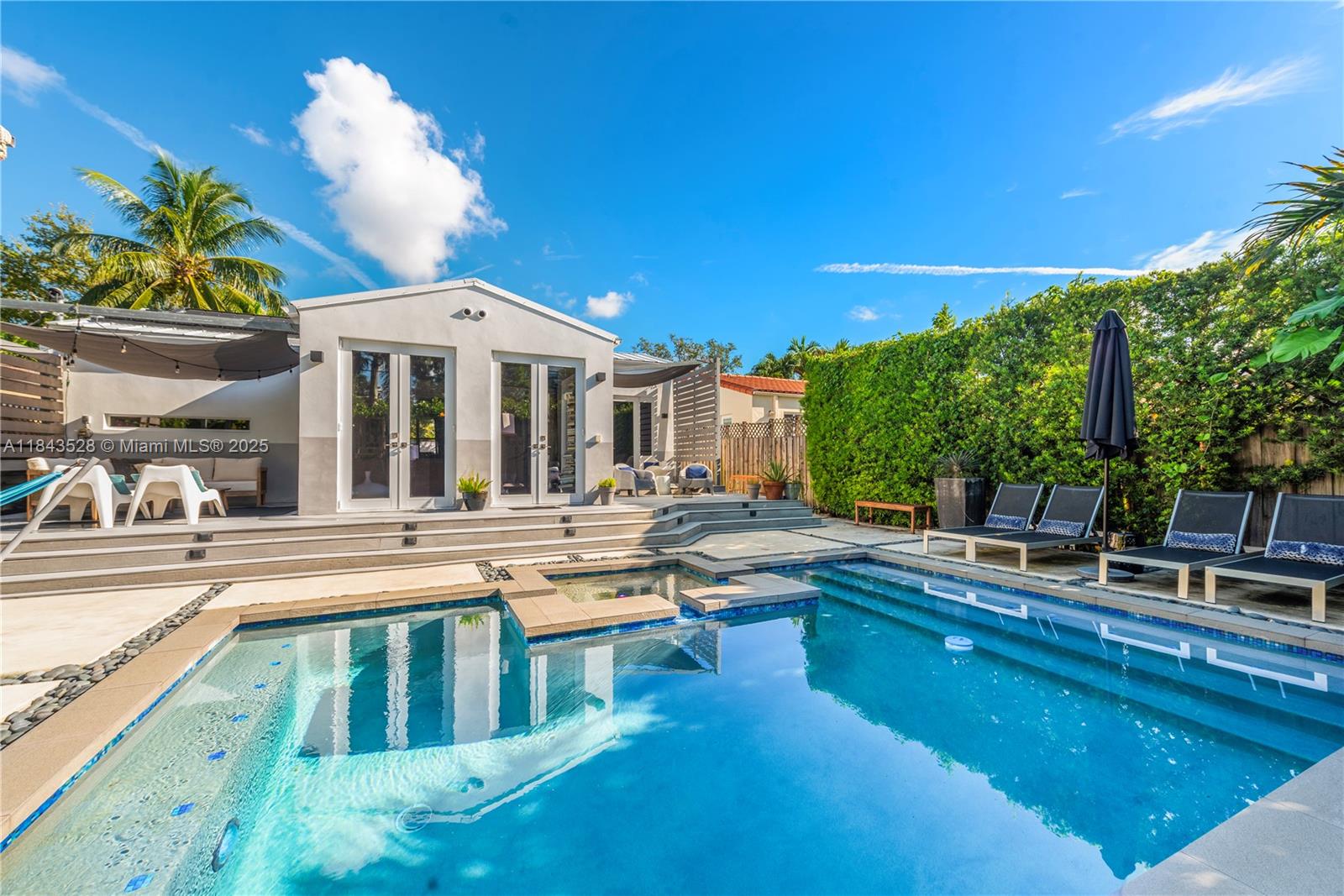 BELLE MEADE OF MIA SEC 1 - Residential Lease