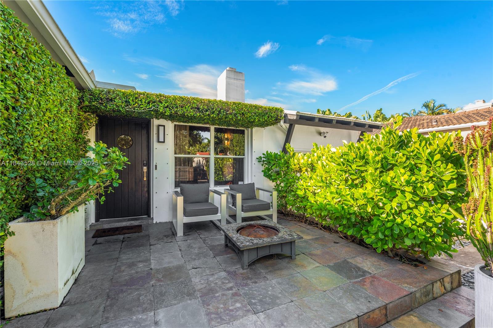 BELLE MEADE OF MIA SEC 1 - Residential Lease