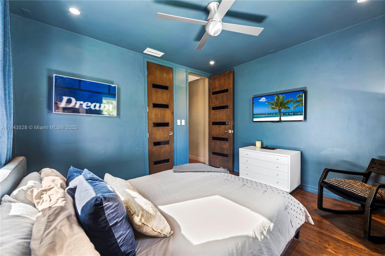 BELLE MEADE OF MIA SEC 1 - Residential Lease