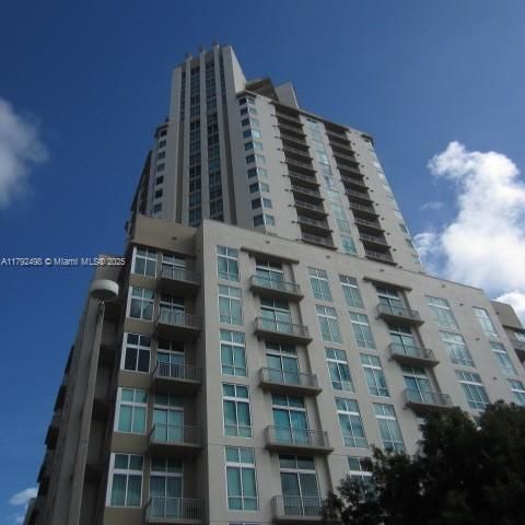 9066 SW 73rd Ct 905 Miami FL 33156