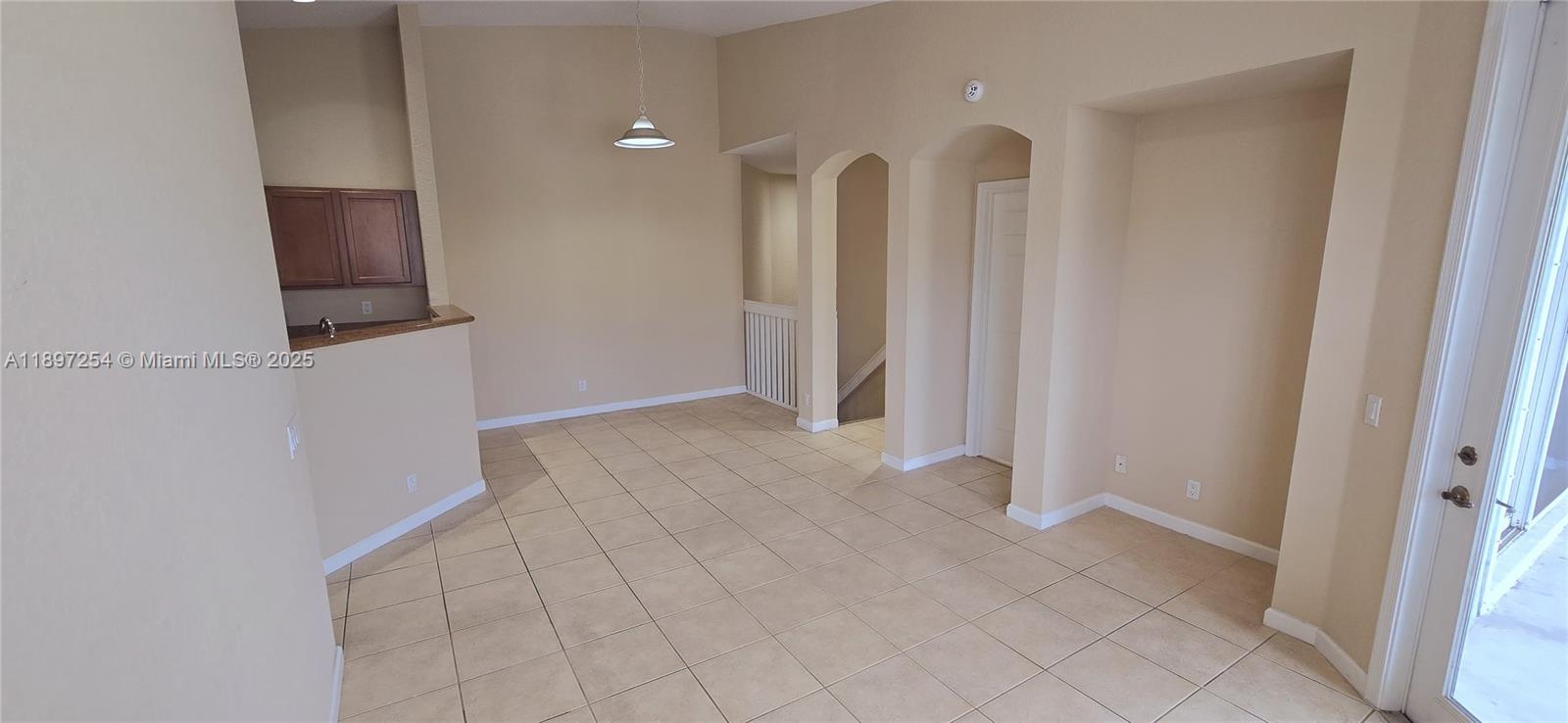 THOUSAND OAKS - Residential