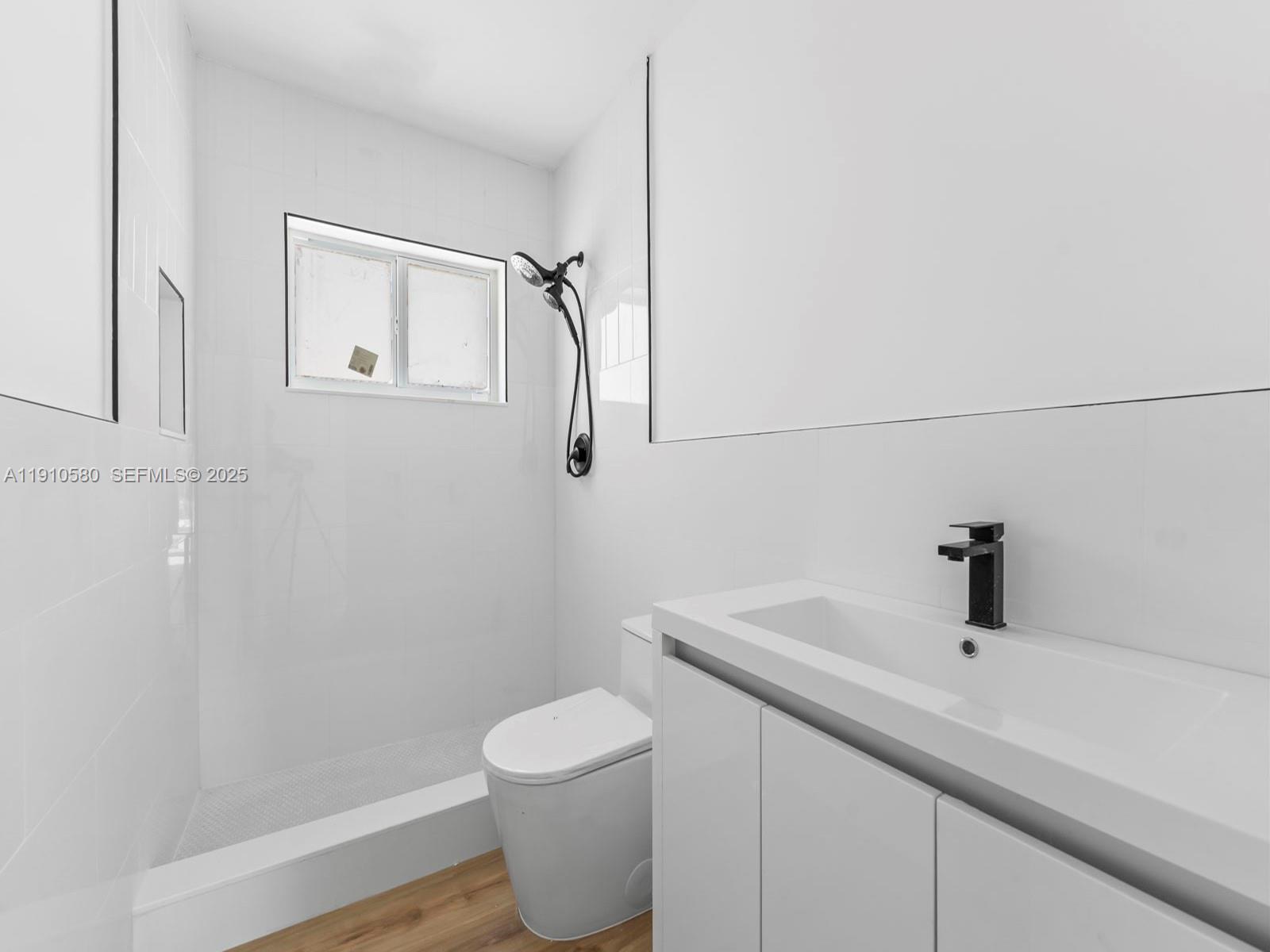 CITY OF MIAMI SOUTH - Residential Lease