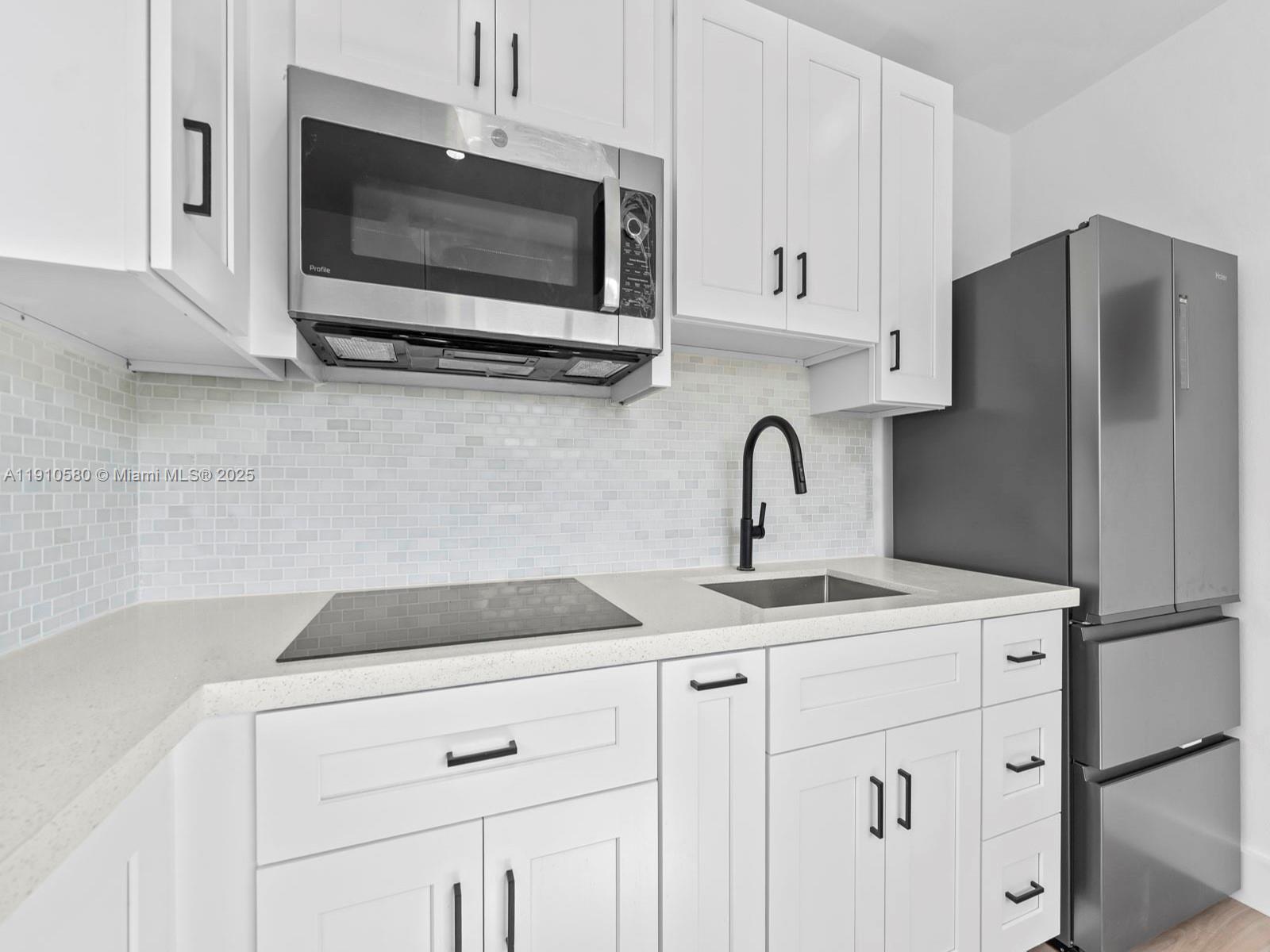 CITY OF MIAMI SOUTH - Residential Lease