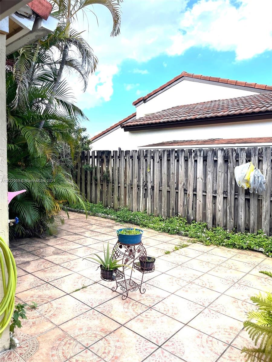 POINCIANA POINTE PHASE 3 - Residential