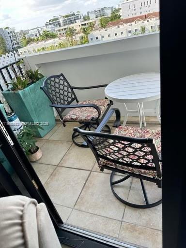 THE BELMONT CONDO - Residential