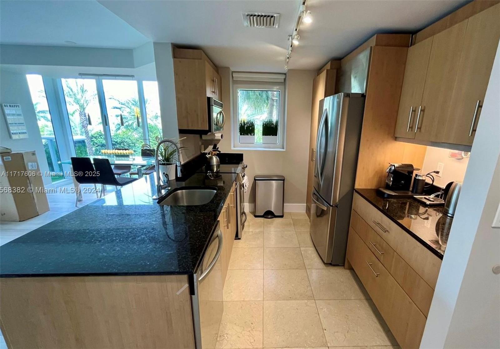 HARBOUR HOUSE - Residential