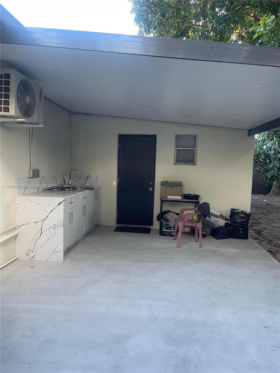 SCOTT LAKE MANOR SEC 3 - Residential