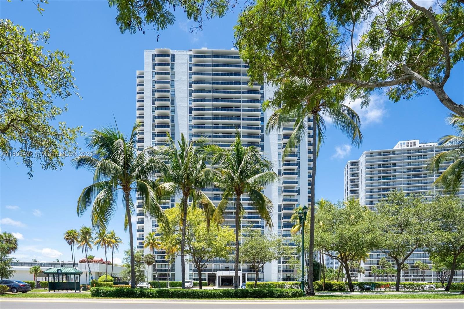 AVENTURA ELDORADO CONDO - Residential