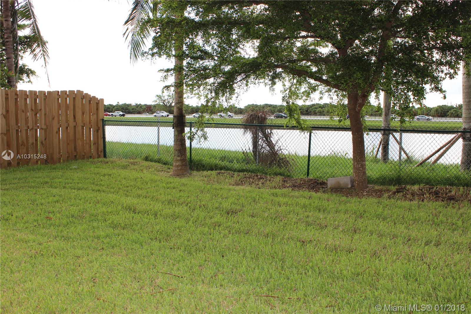 HEMINGWAY POINT - Residential
