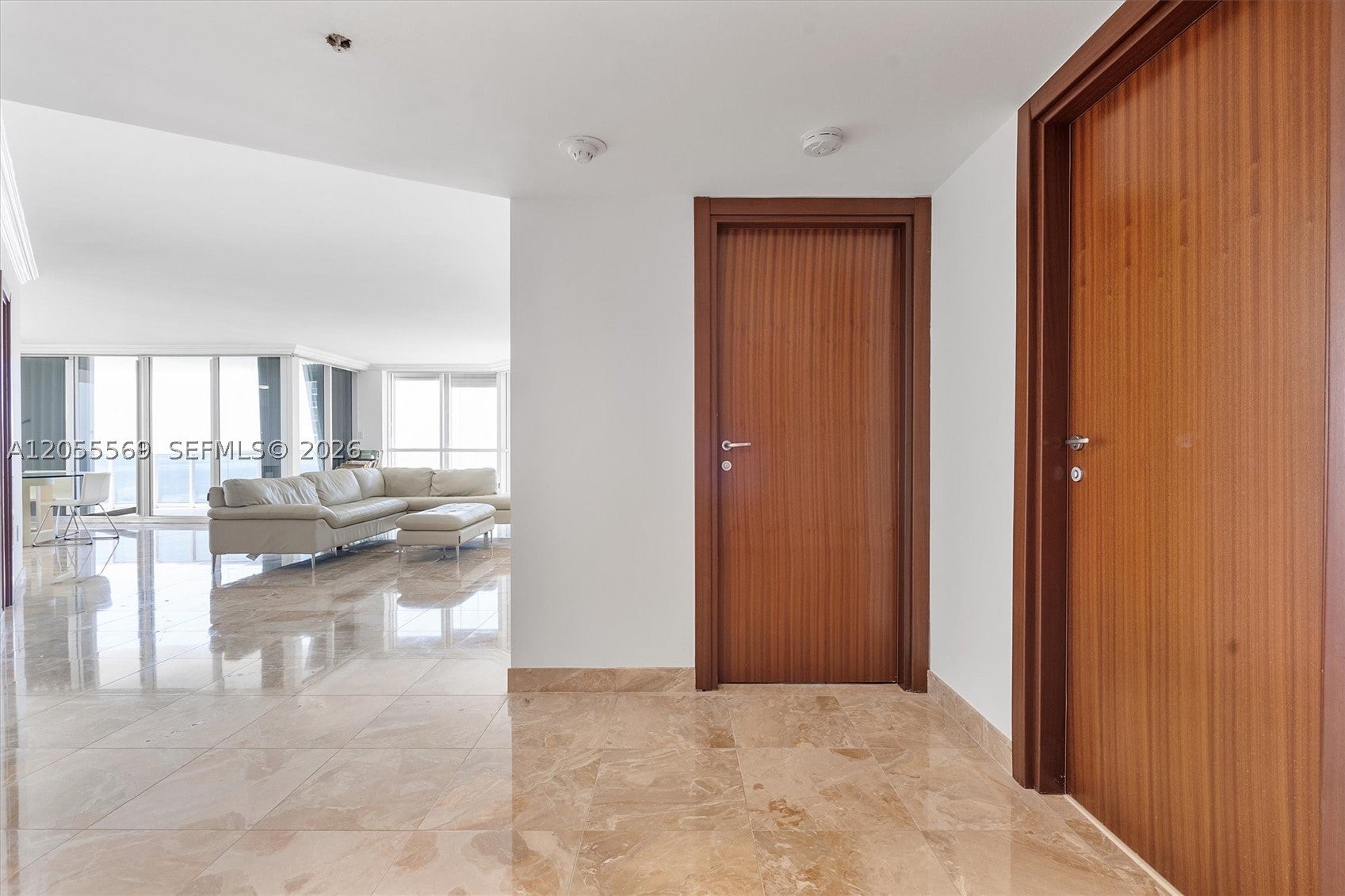 16711 Collins Ave 1207