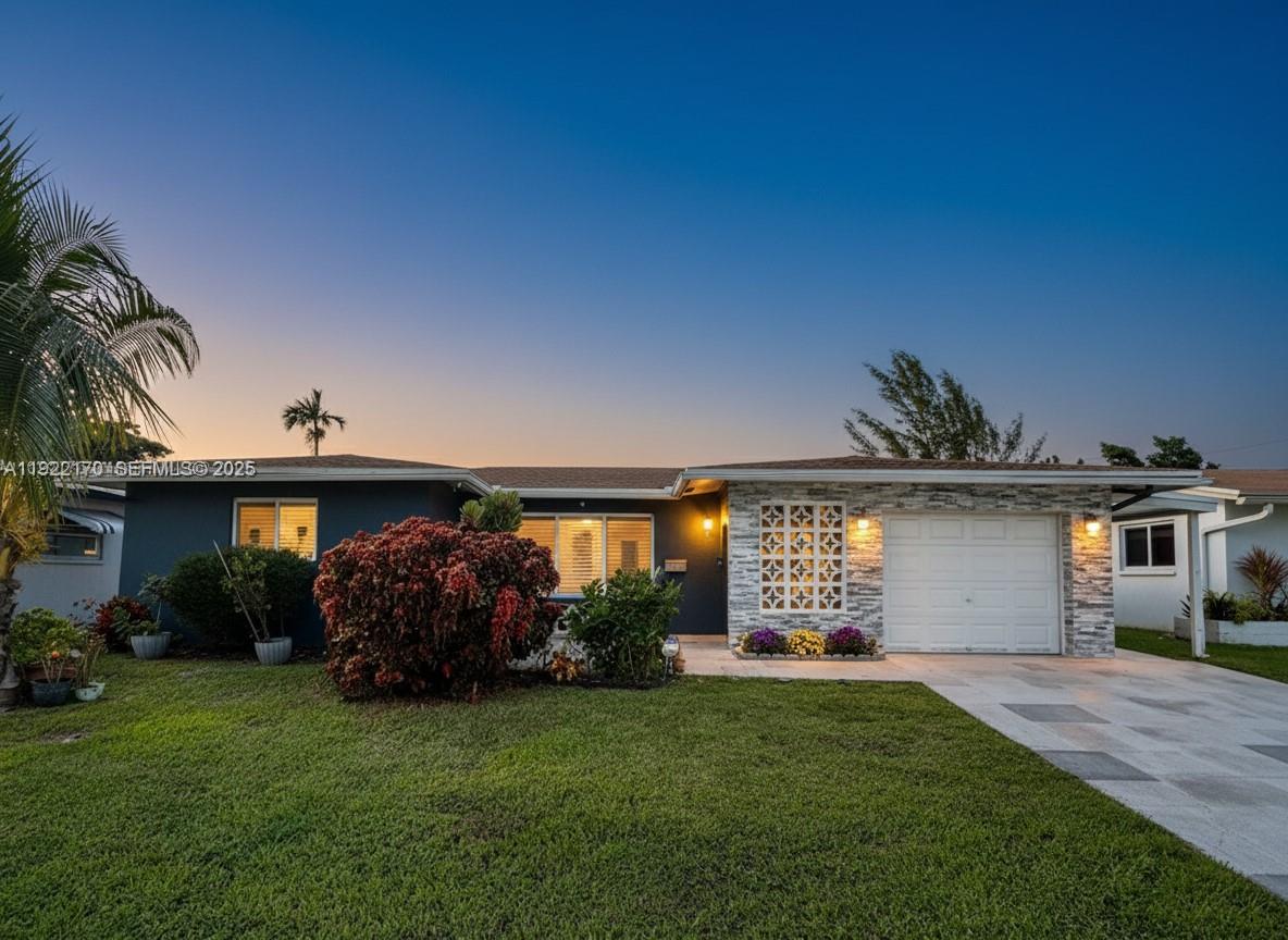 MAINLANDS OF TAMARAC LAKE - Residential