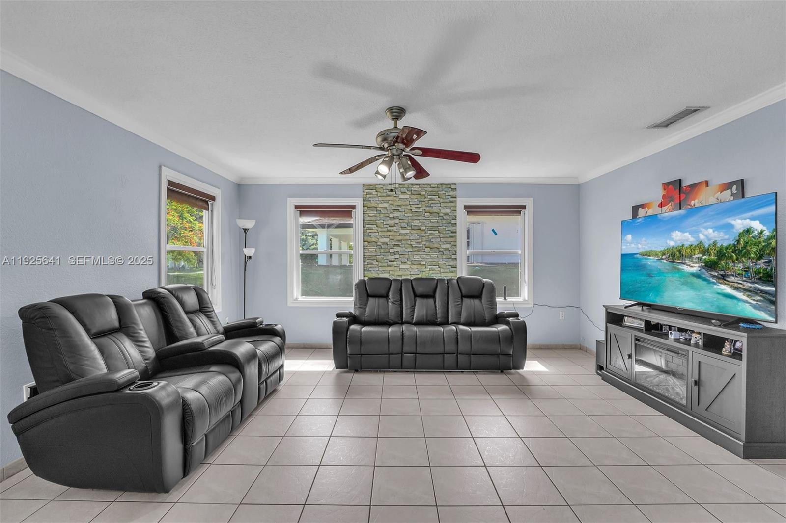 HABITAT VILLAS - Residential Lease