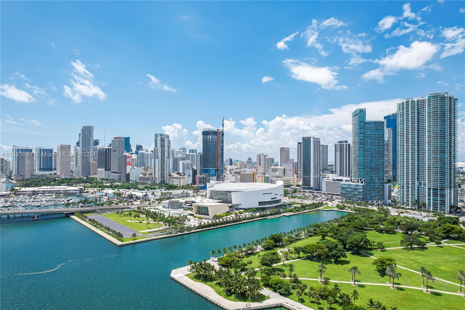 900 BISCAYNE BAY CONDO - Residential Lease
