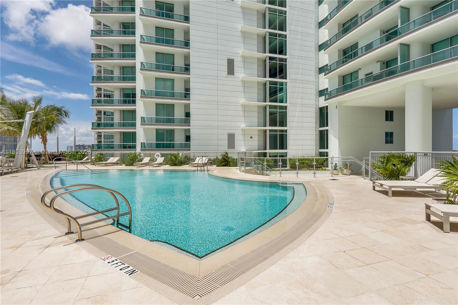 900 BISCAYNE BAY CONDO - Residential Lease