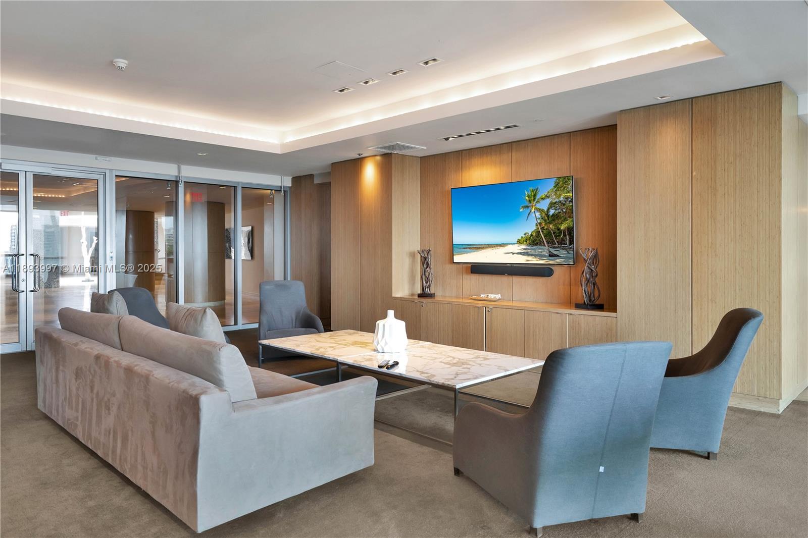 900 BISCAYNE BAY CONDO - Residential Lease