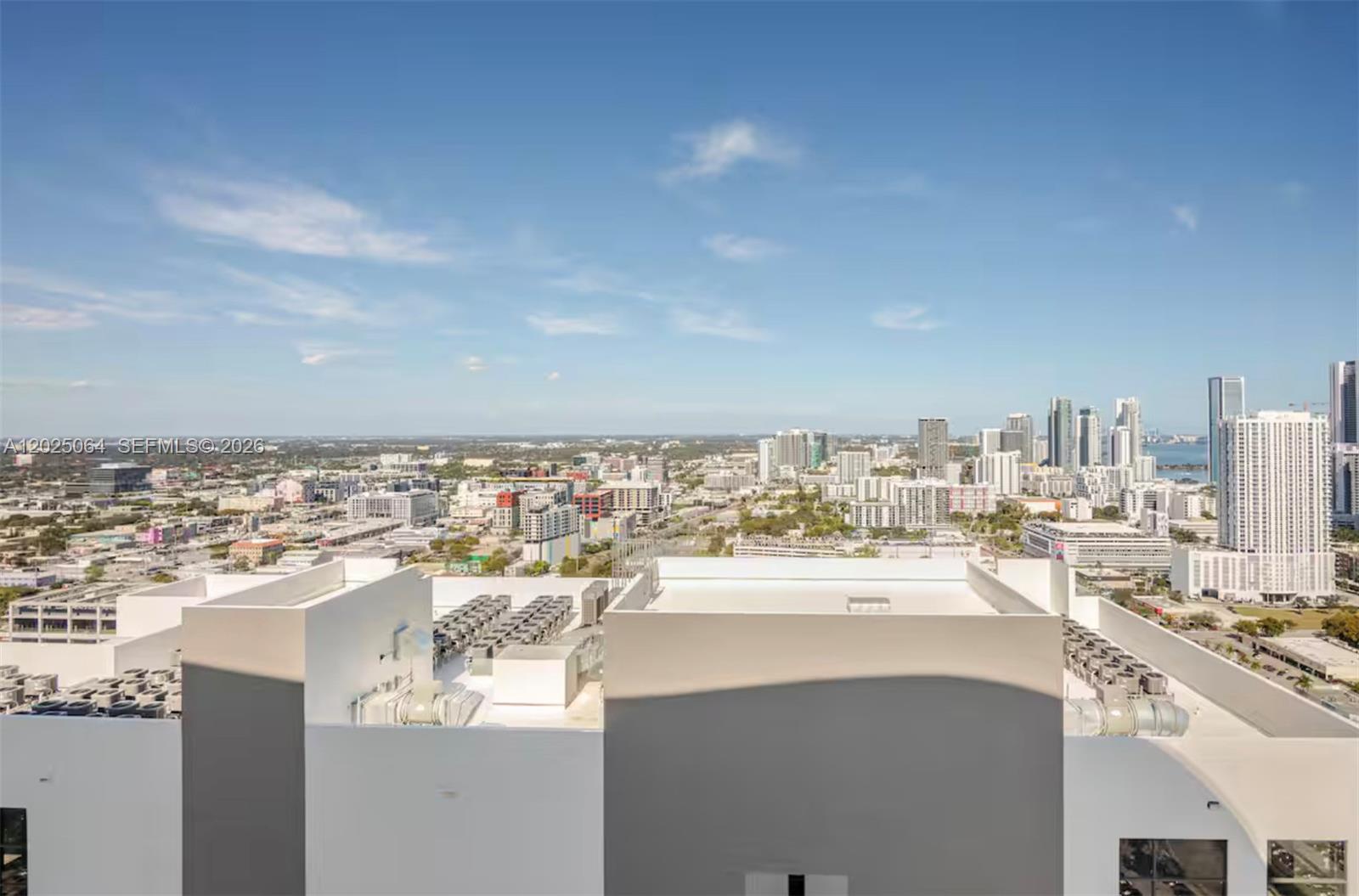 CANVAS CONDO - Residential