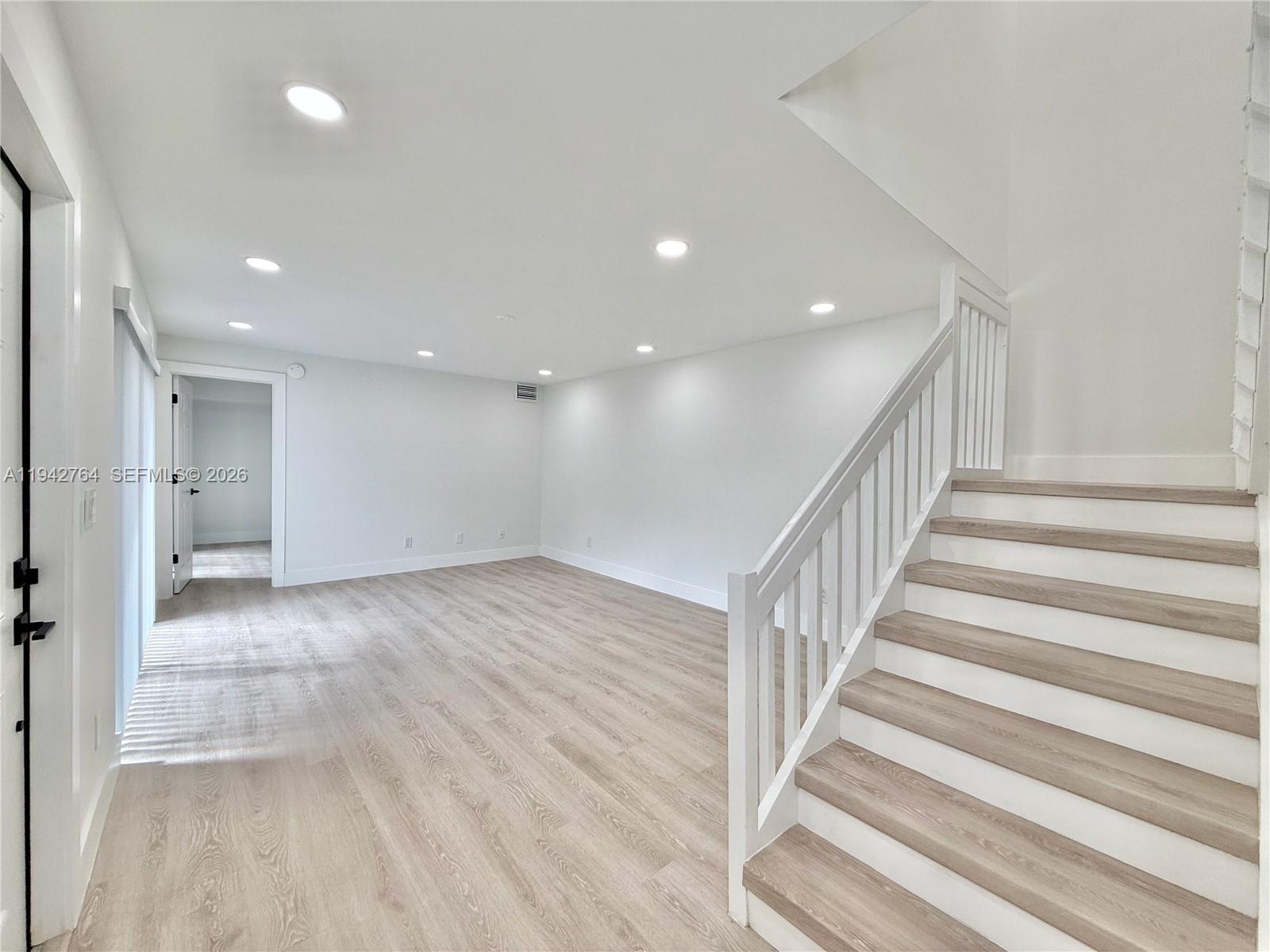 WOODVILLE - Residential