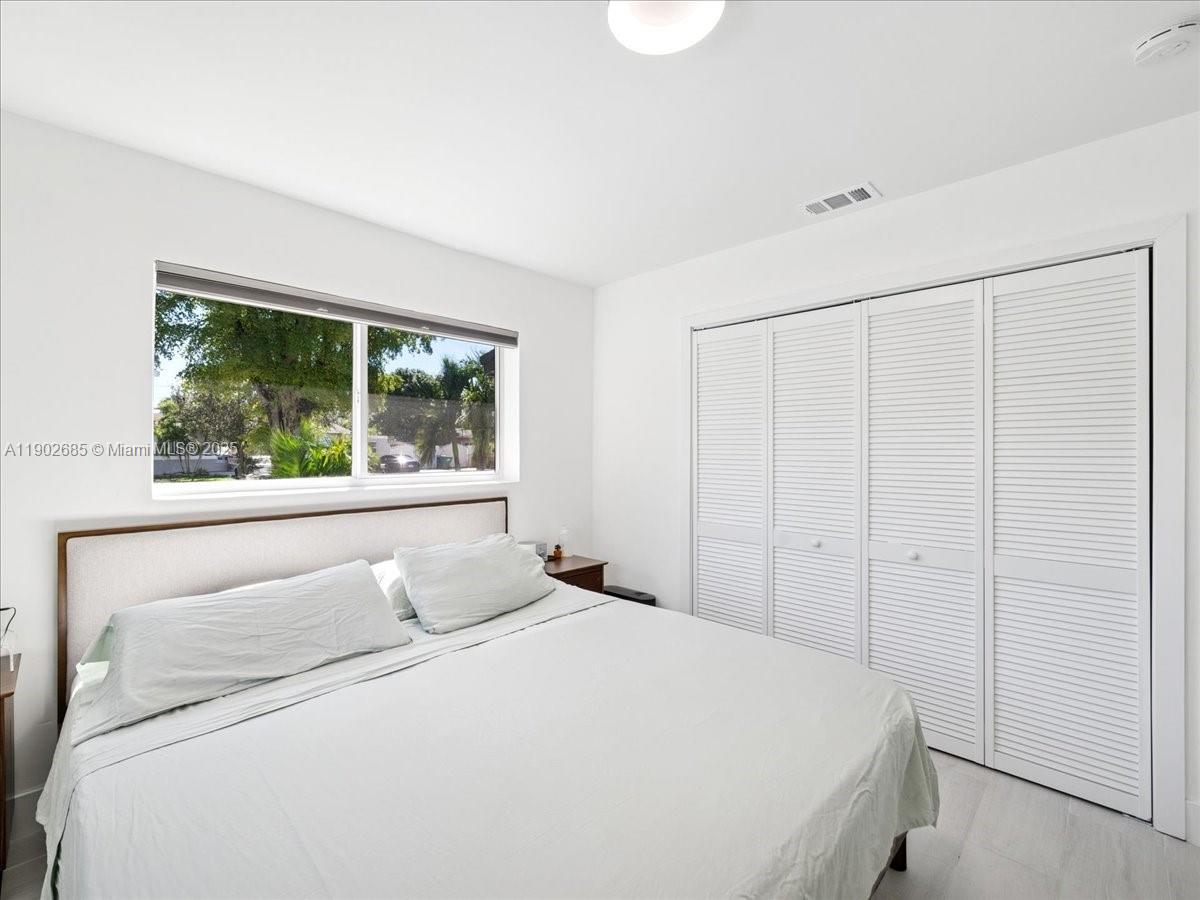 SOUTH CORAL HOMES SEC 2 - Residential