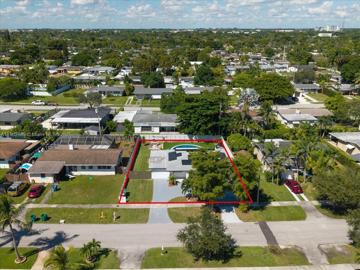 SOUTH CORAL HOMES SEC 2 - Residential