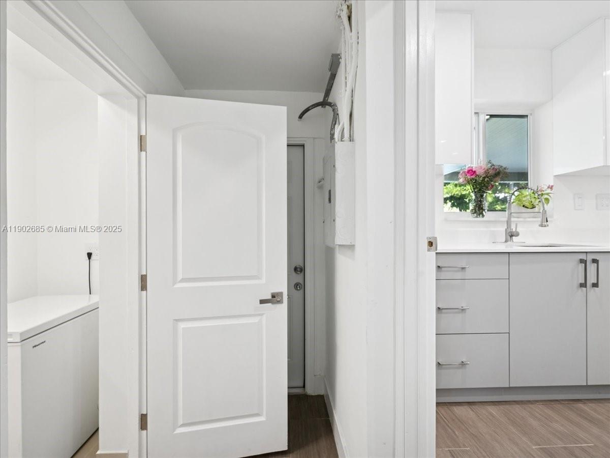 SOUTH CORAL HOMES SEC 2 - Residential