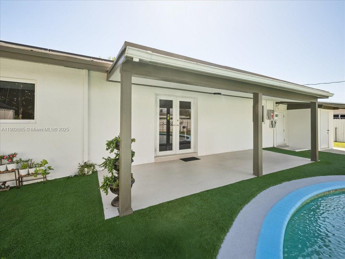 SOUTH CORAL HOMES SEC 2 - Residential