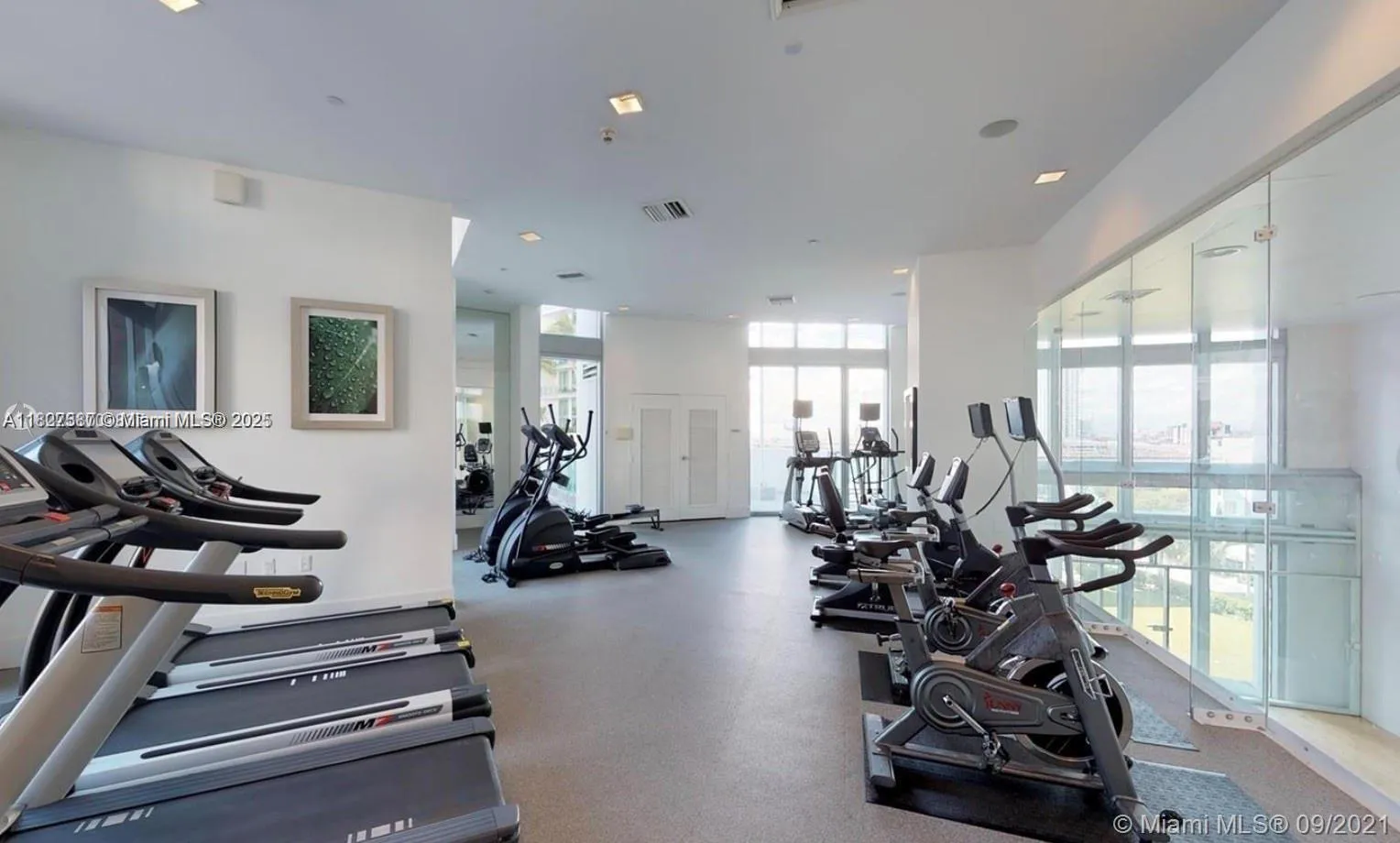 Miami, Florida 33130, United States, 1 Bedroom Bedrooms, ,1 BathroomBathrooms,Residential,Active,157151