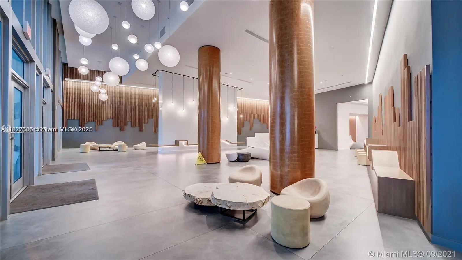 Miami, Florida 33130, United States, 1 Bedroom Bedrooms, ,1 BathroomBathrooms,Residential,Active,157151