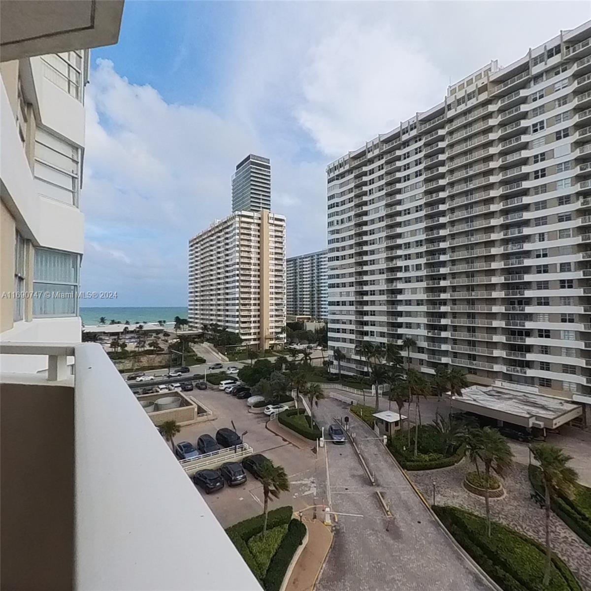 THE HEMISPHERES CONDO - Residential