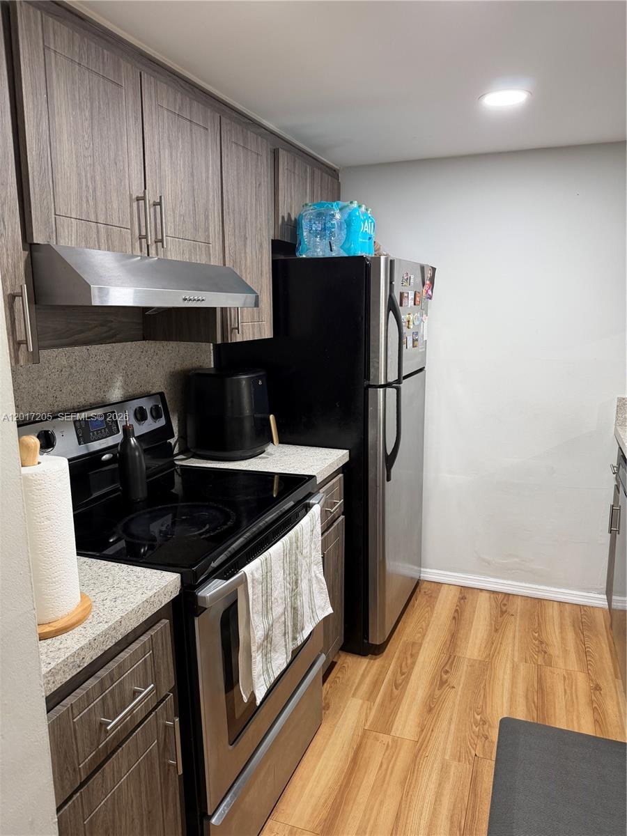 LAS VISTAS AT DORAL CONDO - Residential Lease