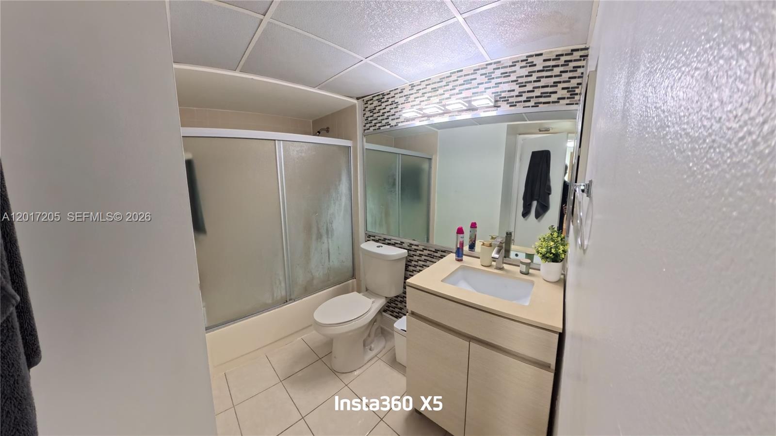 LAS VISTAS AT DORAL CONDO - Residential Lease