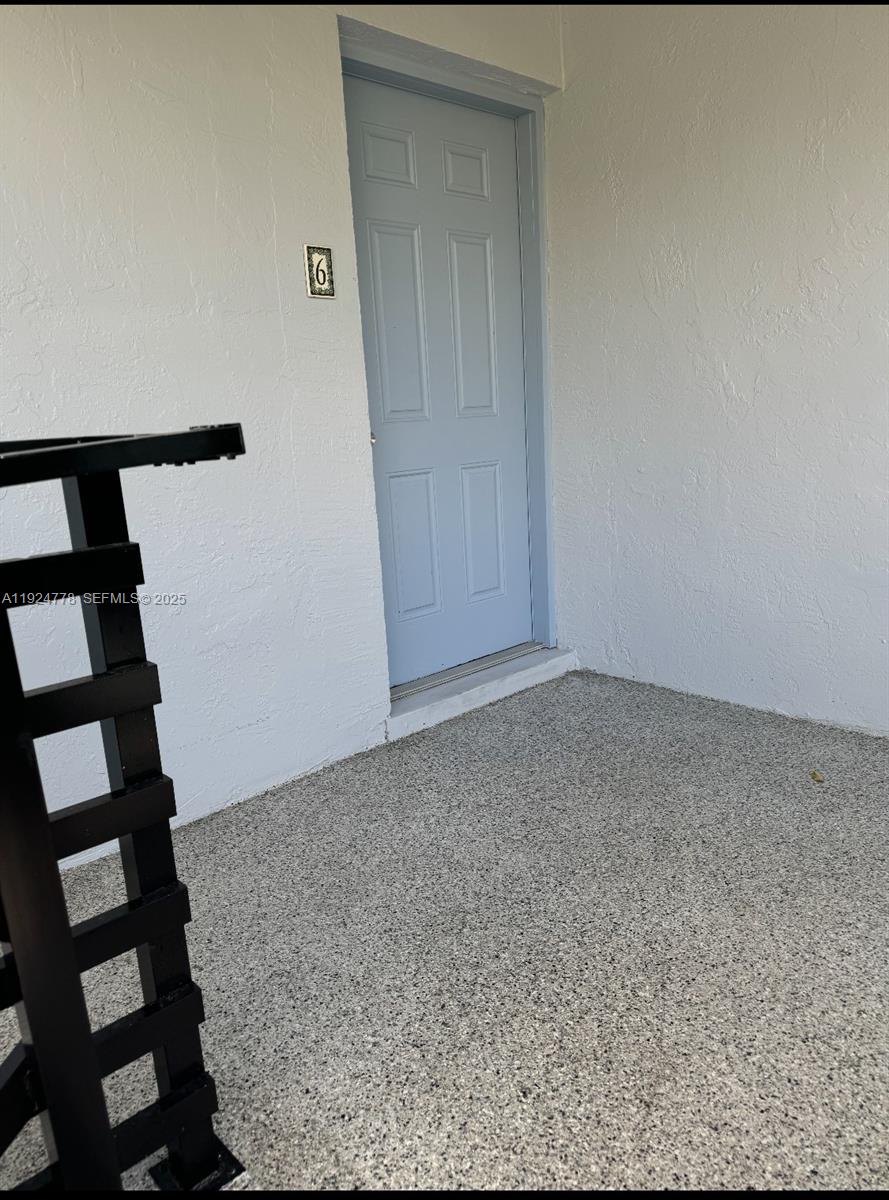 PALMETTO BAY CONDO - Residential Lease