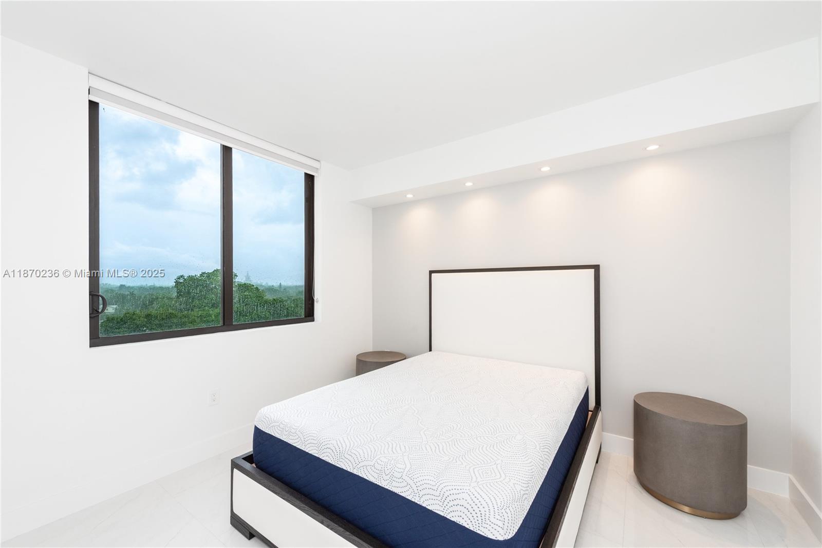 MERRICK MANOR CONDO - Residential