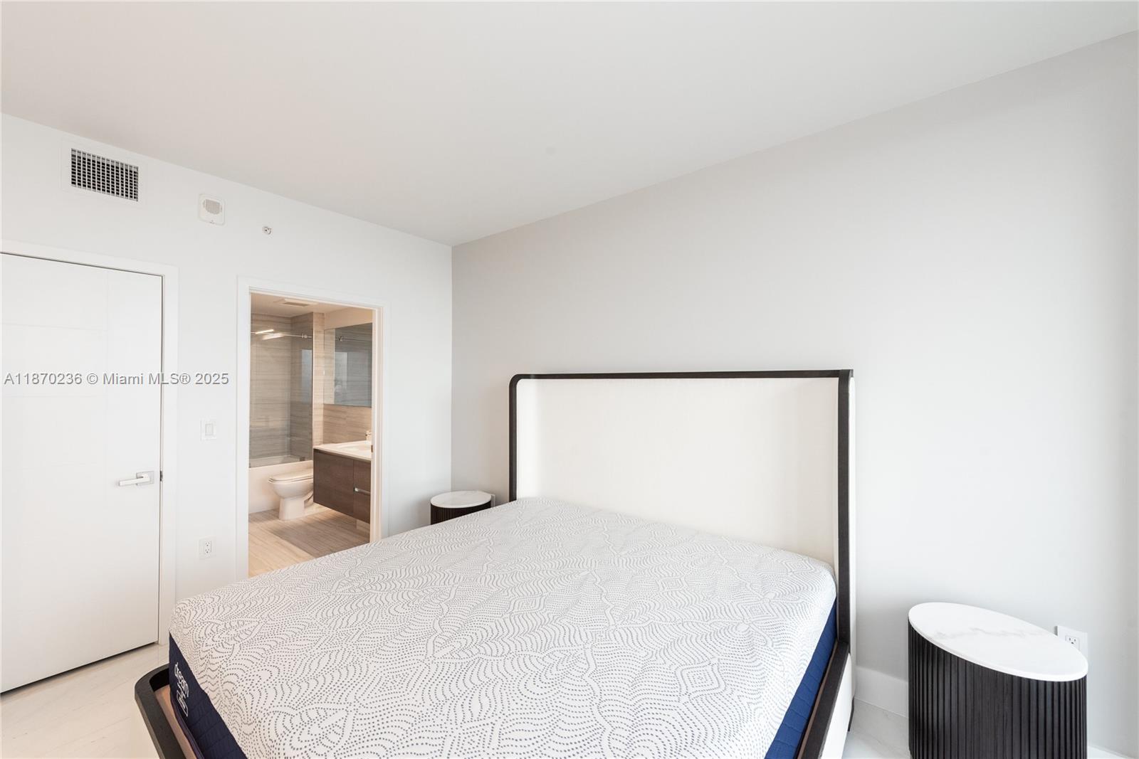 MERRICK MANOR CONDO - Residential