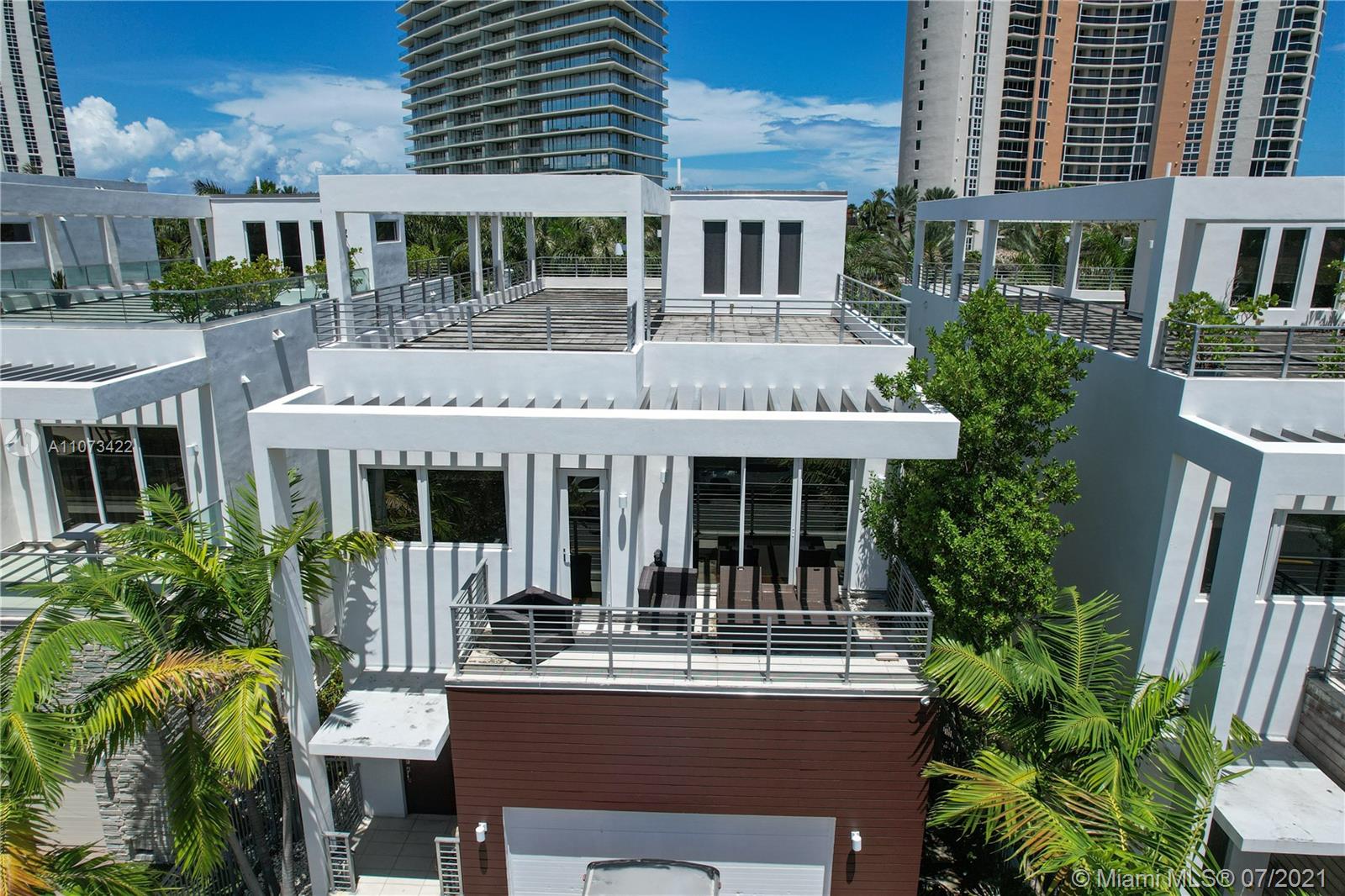 BEACHWALK - Residential
