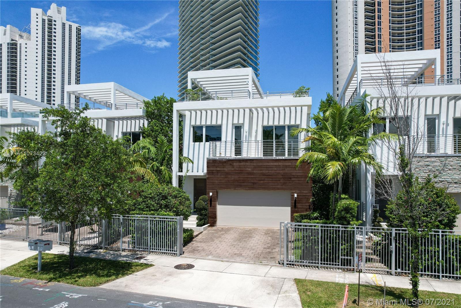 BEACHWALK - Residential