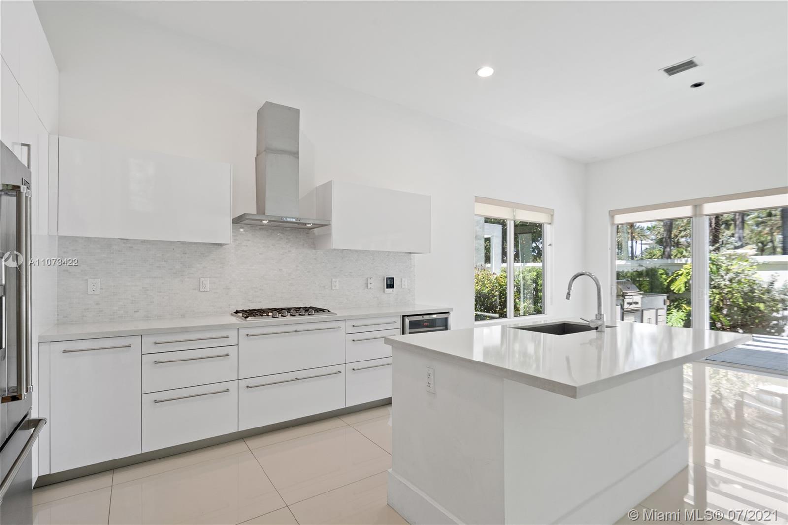 BEACHWALK - Residential
