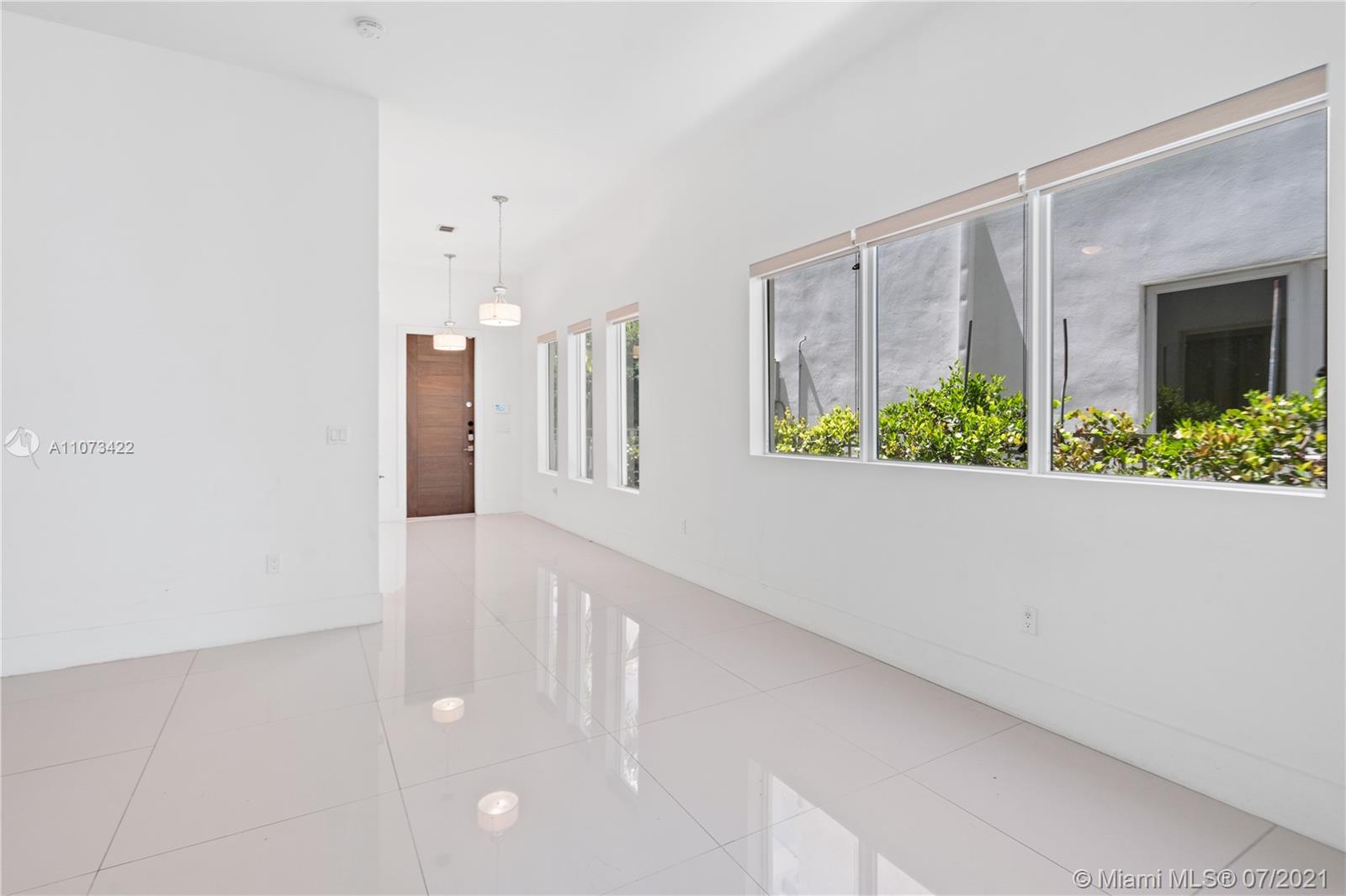 BEACHWALK - Residential