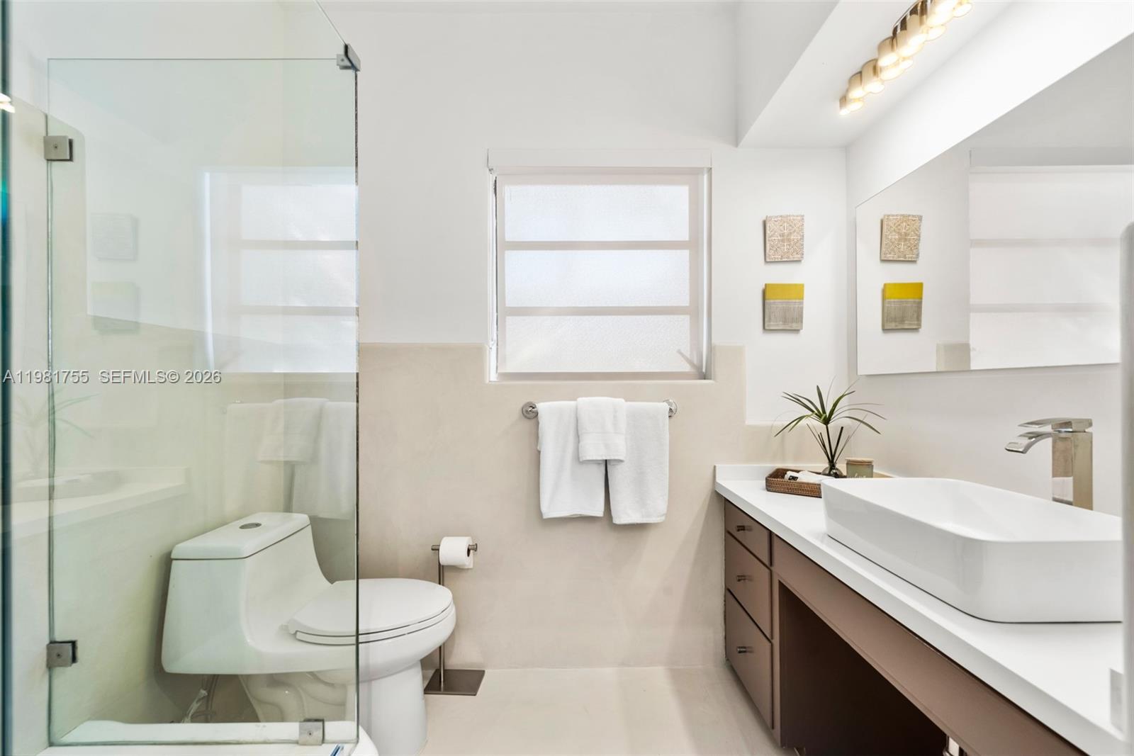 NORMANDY GOLF COURSE - Residential Lease